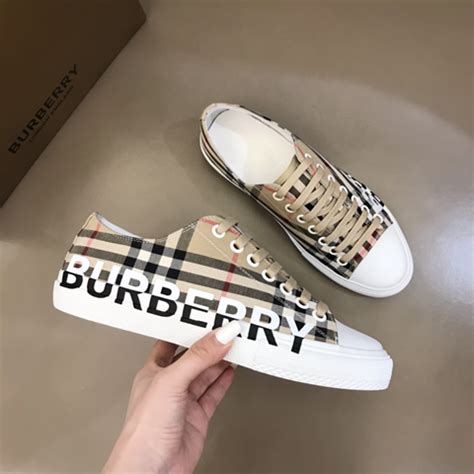 Burberry Original Fisherman shoes 3089170 35.